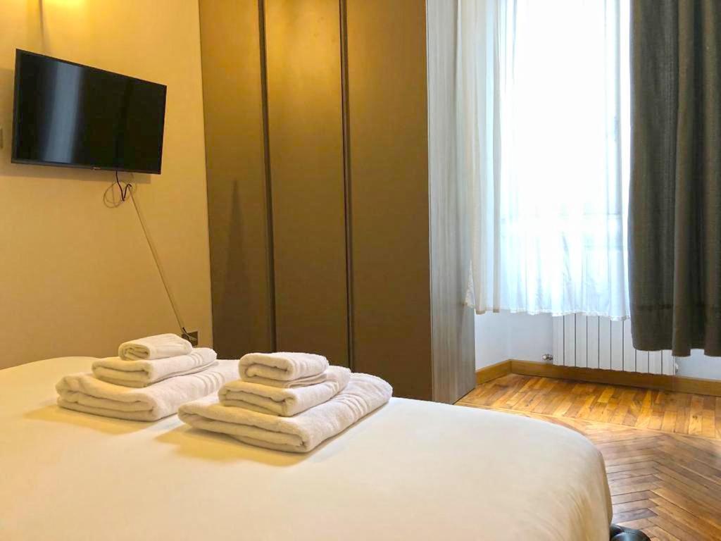 מילאנו Castel Morrone Apartment מראה חיצוני תמונה